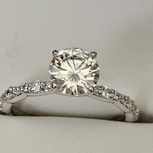 - CHARLES &COLVARD MOISSANITE 14K RING,NEW UNWORN
